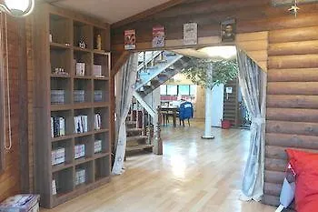 Starjjang Guesthouse Csedzsu 2*,  Dél-Korea