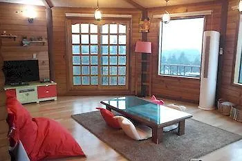 Starjjang Guesthouse Csedzsu Szálloda
