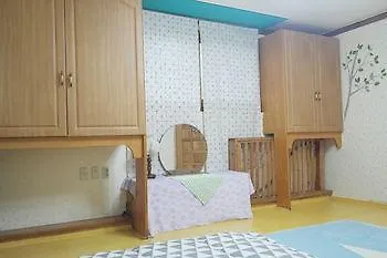 Starjjang Guesthouse Čedžu Hotel