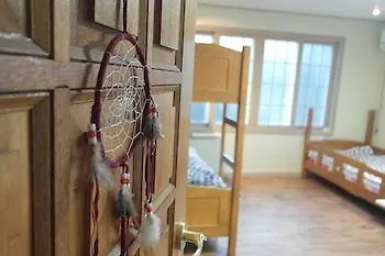 Starjjang Guesthouse Čedžu