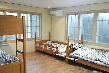 Starjjang Guesthouse Čedžu 2*,