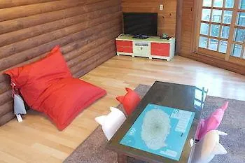 Starjjang Guesthouse Čedžu 2*,